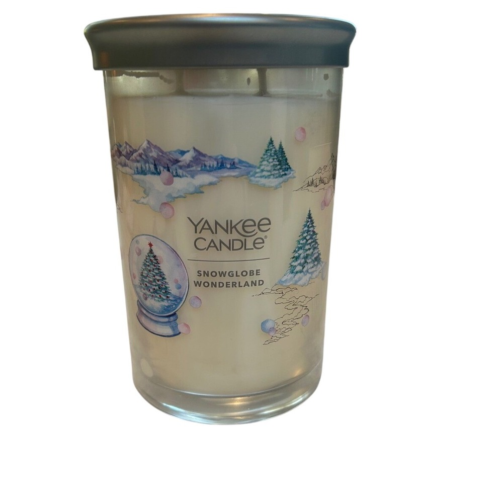 Yankee Candle Snowglobe Wonderland 20 oz Signature Large 2-Wick‎ Tumbler Candle